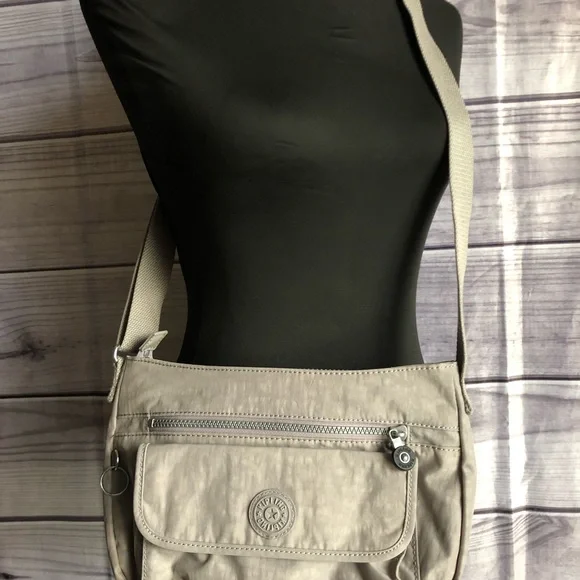 Kipling Women's Syro Crossbody Bag - One Size, Multiple Pockets, Versatile Everyday Bag
